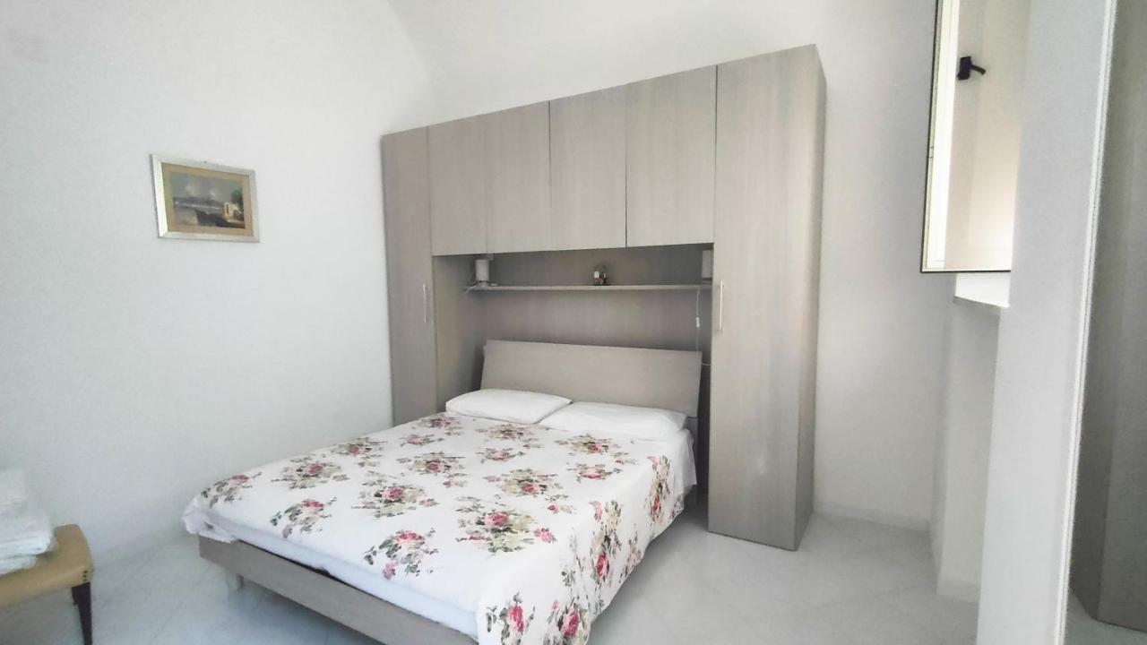 Casa Vacanza "Nonna Matilde" A Meta Di Sorrento, 600Mt Dal Mare, Casa Per 4 Exteriér fotografie