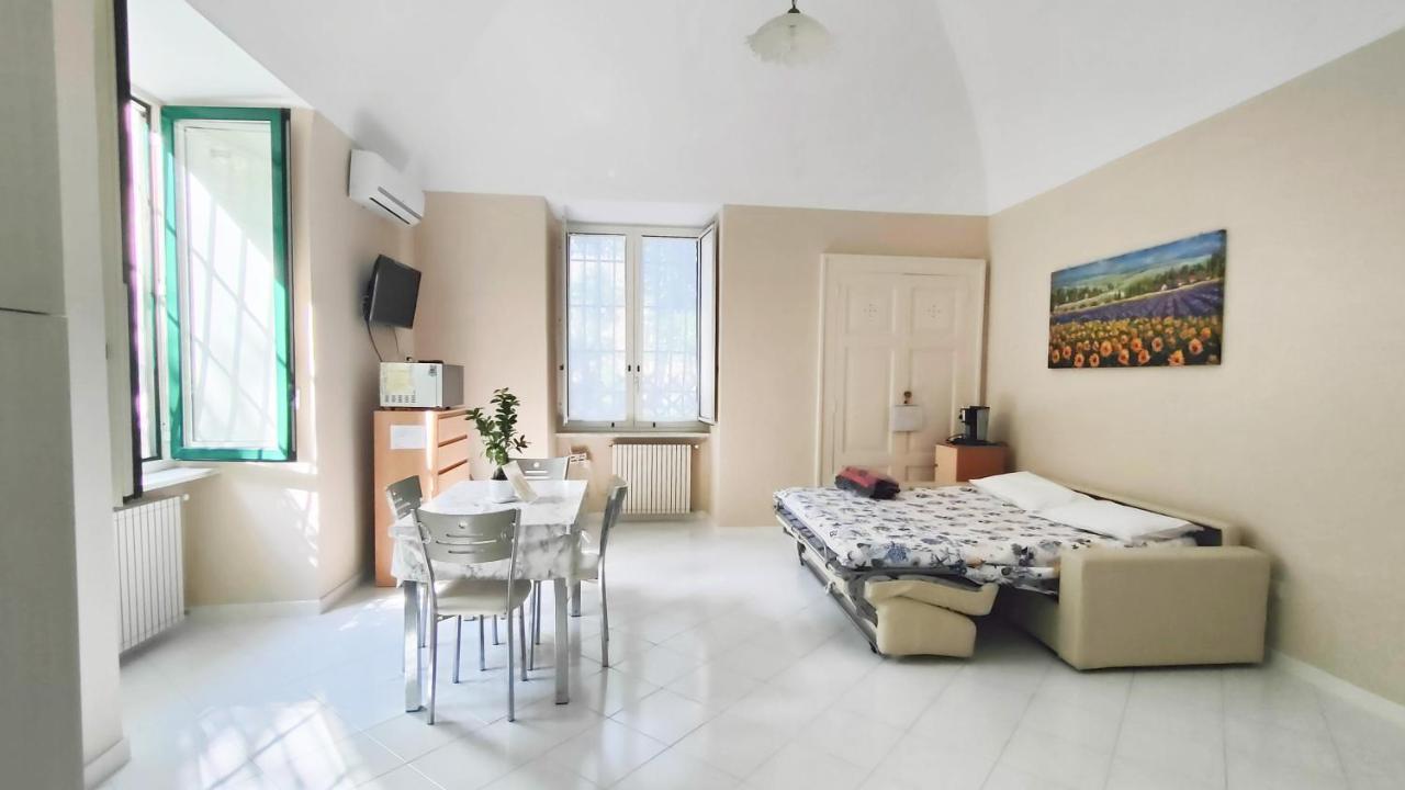 Casa Vacanza "Nonna Matilde" A Meta Di Sorrento, 600Mt Dal Mare, Casa Per 4 Exteriér fotografie