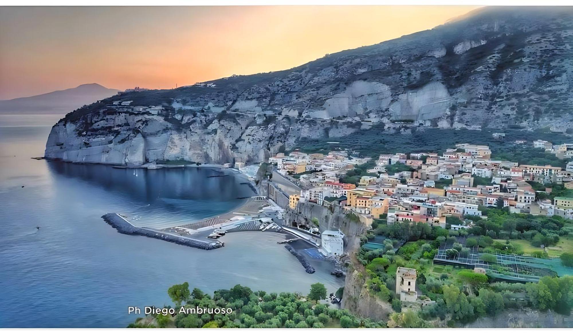 Casa Vacanza "Nonna Matilde" A Meta Di Sorrento, 600Mt Dal Mare, Casa Per 4 Exteriér fotografie